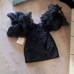 Black strapless with detachable puffy sleeves brand new party dress